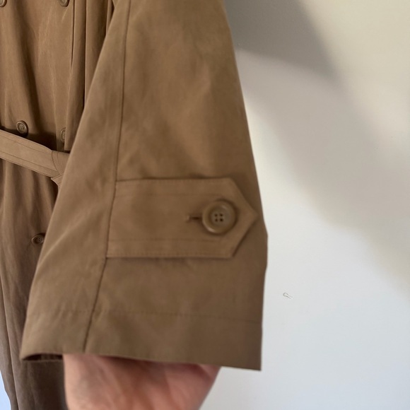 London Fog Limited Edition Trench Coat Women’s 2XL Tan Belted Removable Liner 22 - Picture 4 of 14